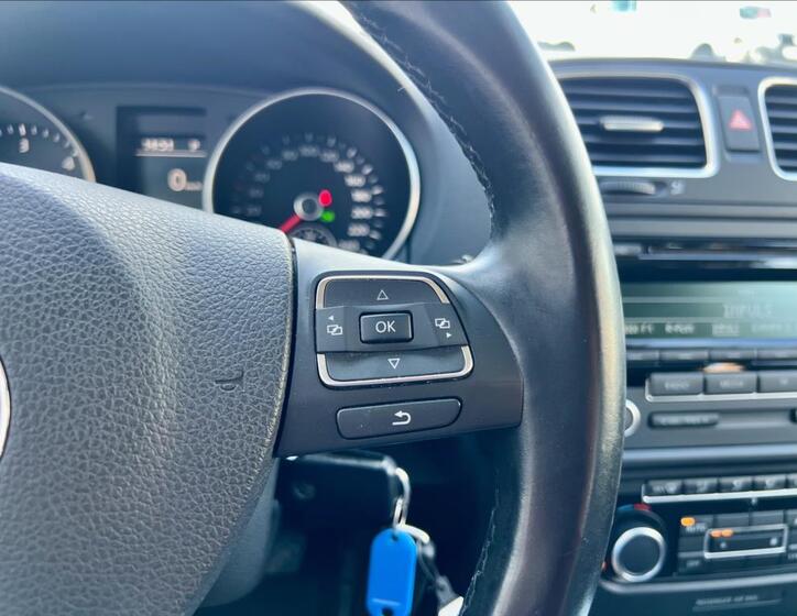 Volkswagen Golf 28