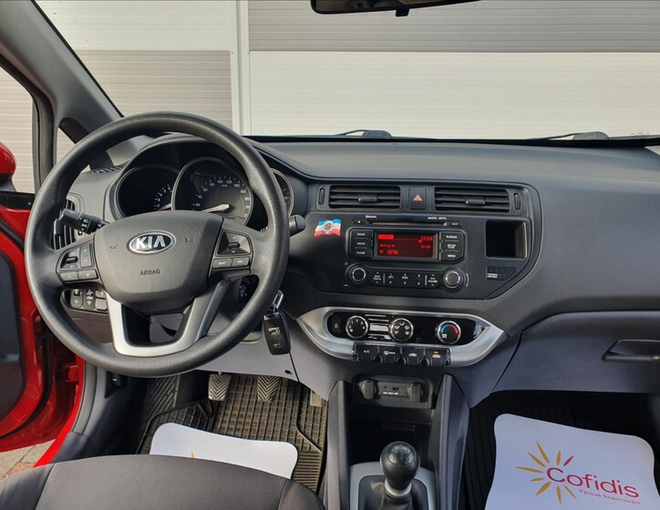 Kia Rio 11