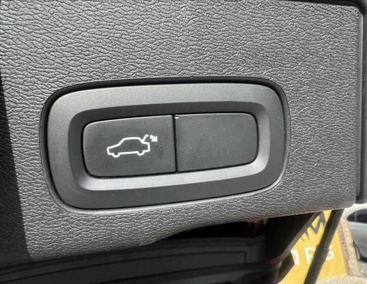 Volvo XC60 7