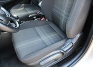Hyundai i20 24