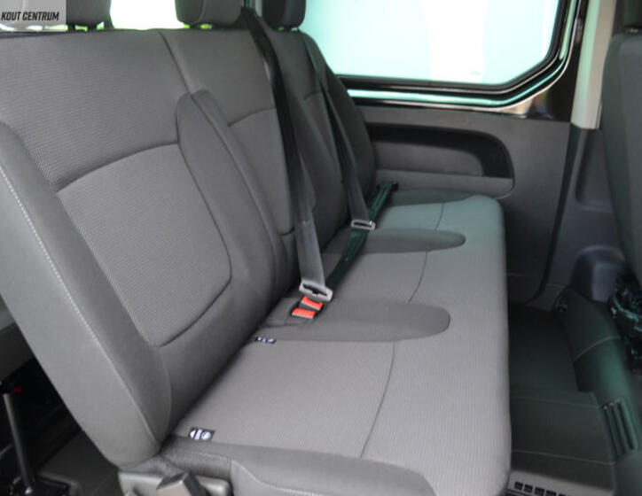Renault Trafic 11