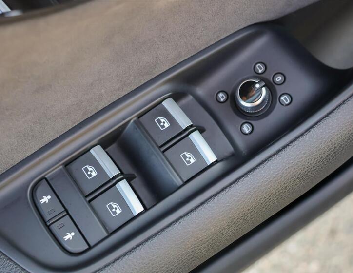 Audi Q7 18