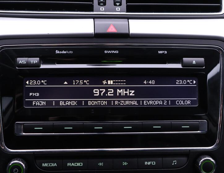 Škoda Superb 18