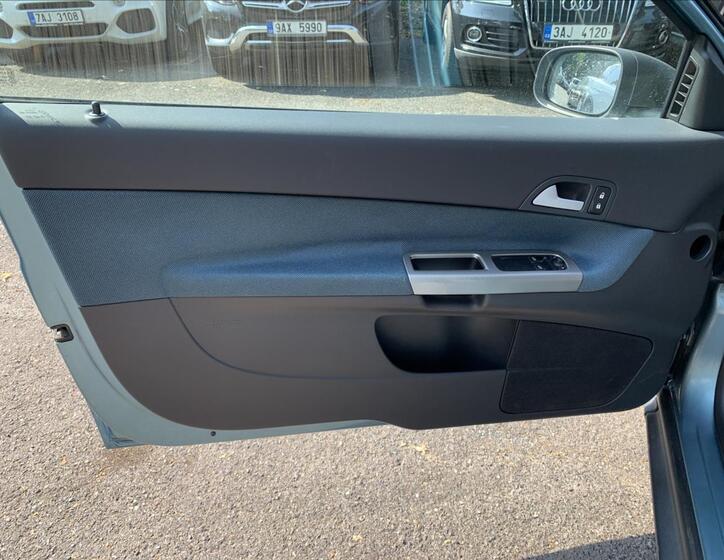 Volvo C30 14