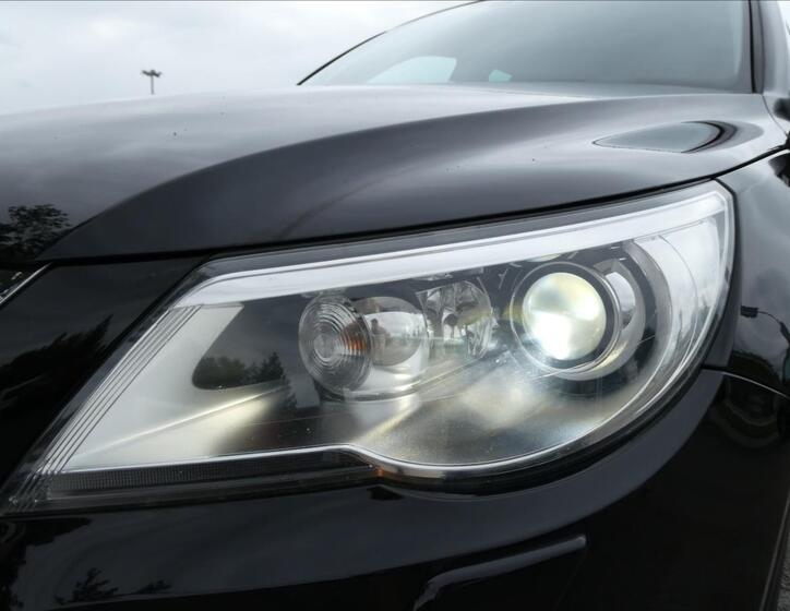 Volkswagen Tiguan 4