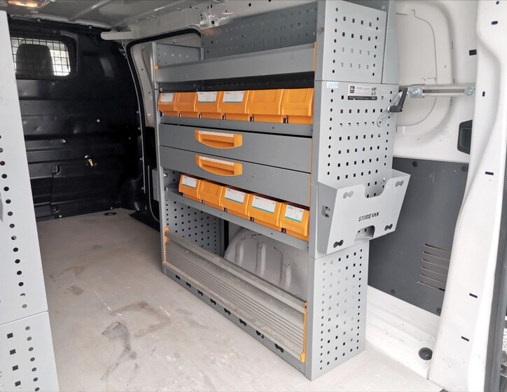 Opel Vivaro 16