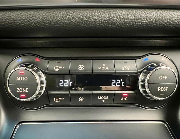 Mercedes-Benz GLA 18