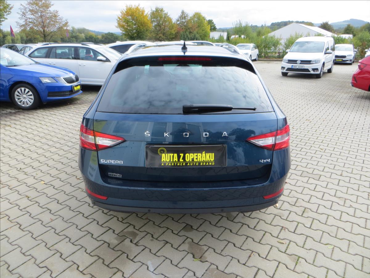 Škoda Superb