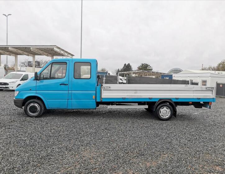 Mercedes-Benz Sprinter 21