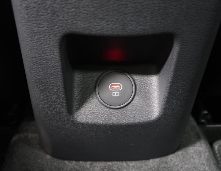 KIA XCeed 33