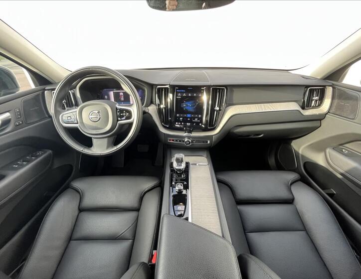 Volvo XC60 5