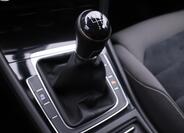 Volkswagen Golf 27