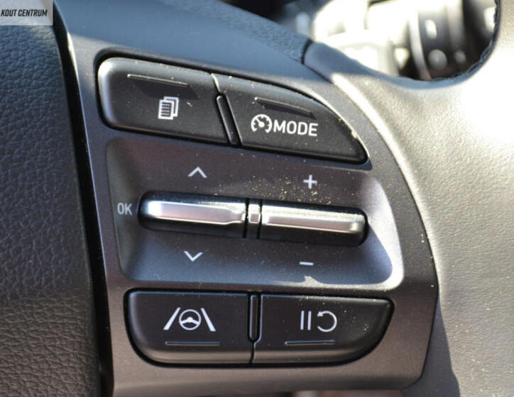 Hyundai Kona 34