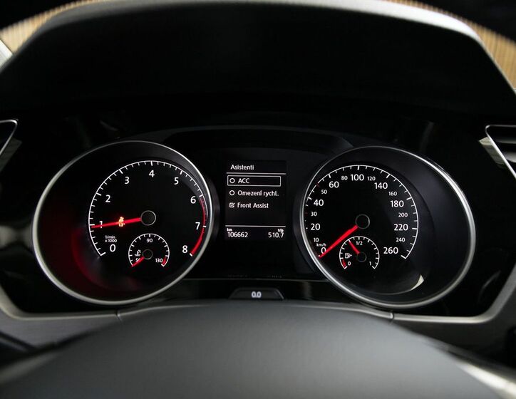 Volkswagen Touran 26