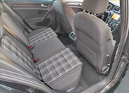 Volkswagen Golf 33