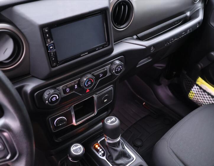 Jeep Wrangler 17