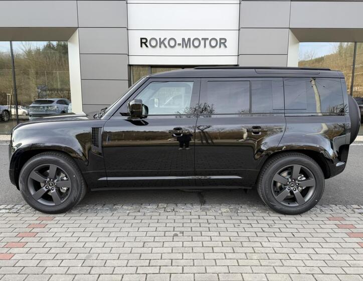 Land Rover Defender 1