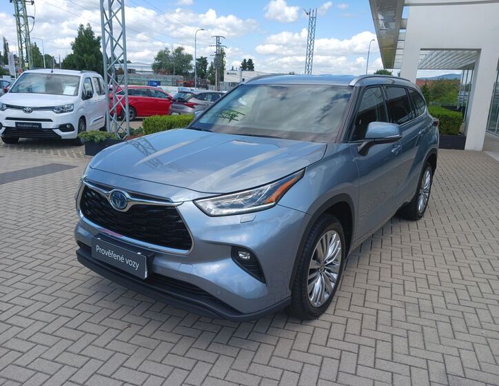Toyota Highlander 2