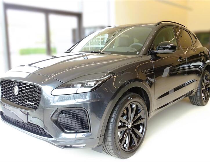 Jaguar E-Pace 1