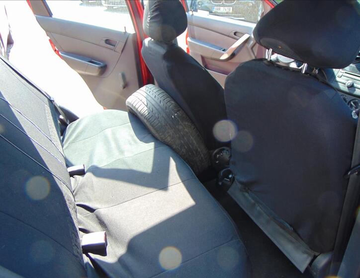 Chevrolet Aveo 12