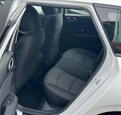 KIA Ceed 10