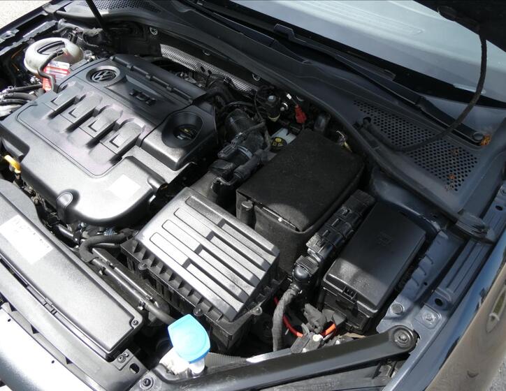 Volkswagen Golf 36