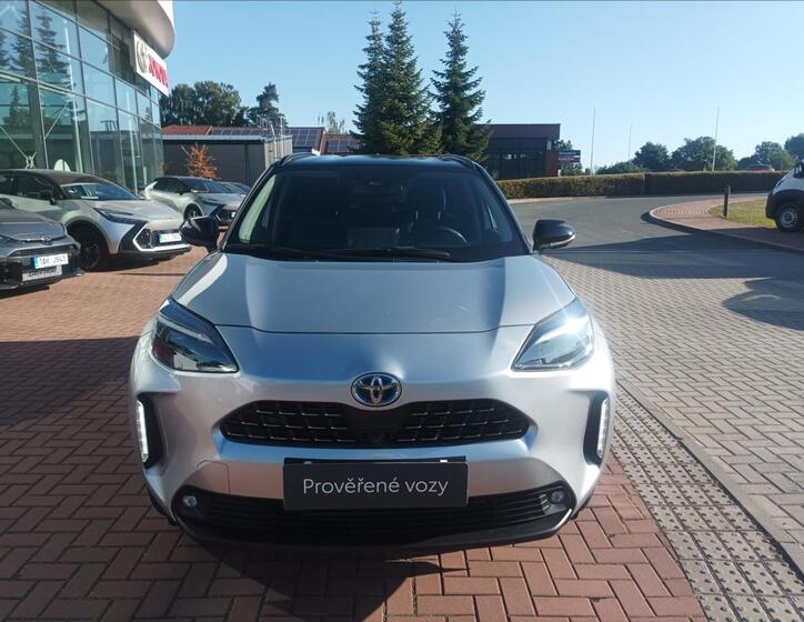 Toyota Yaris 6