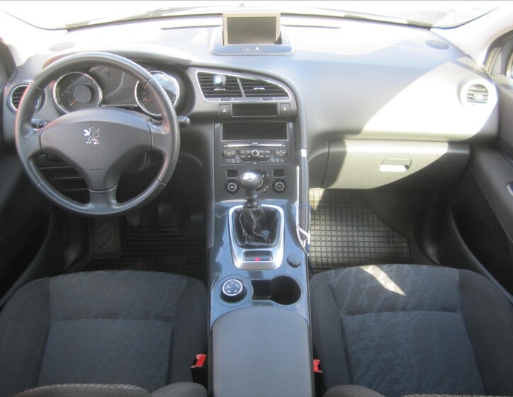 Peugeot 3008 7