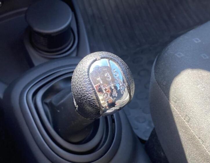 Toyota Yaris 19