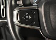 Volvo XC40 17