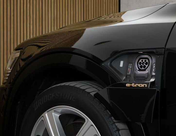 Audi e-tron 9