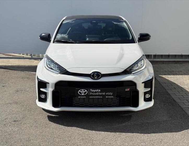 Toyota Yaris 2