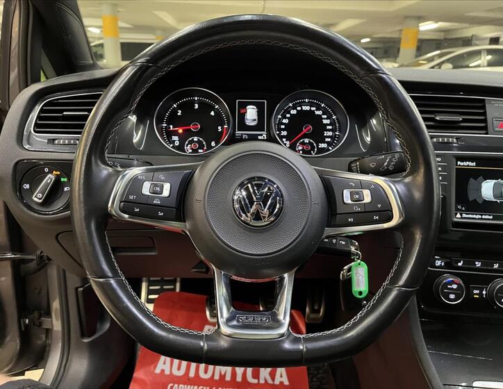 Volkswagen Golf 14