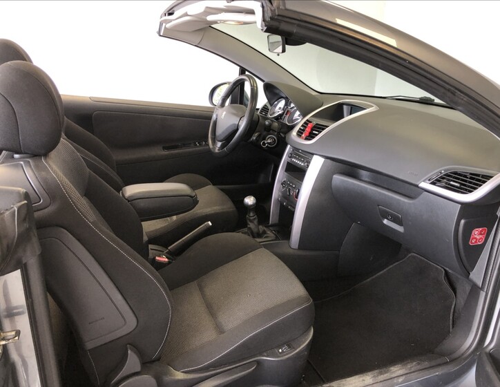 Peugeot 207 18