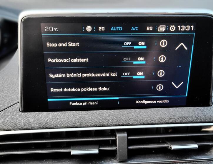 Peugeot 5008 31