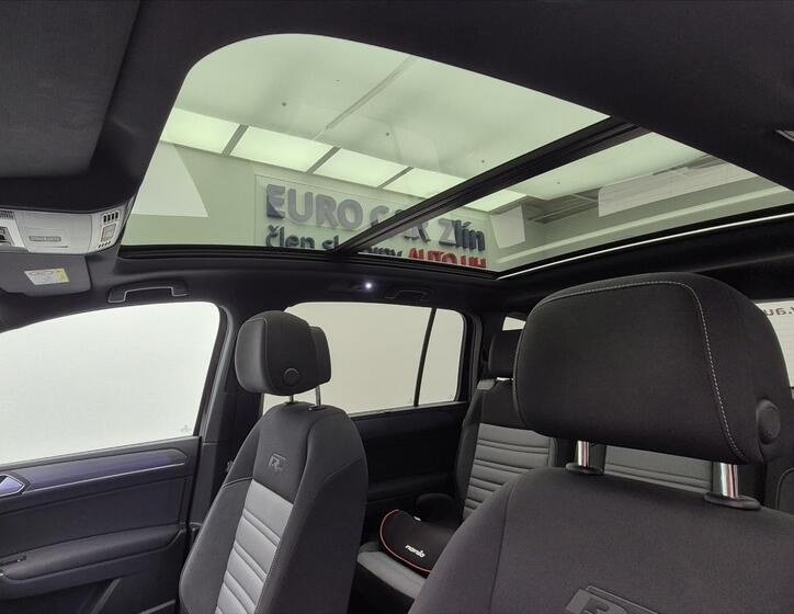 Volkswagen Touran 11