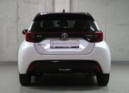 Toyota Yaris 6