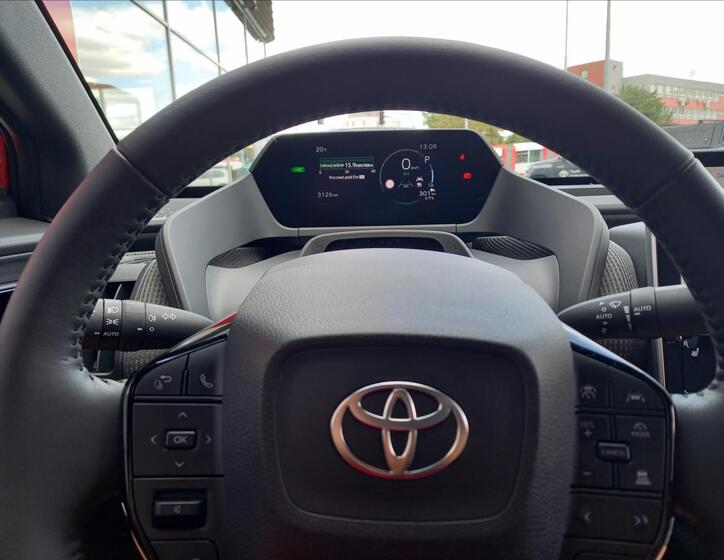 Toyota bZ4X 14