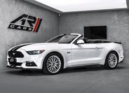 Ford Mustang 1