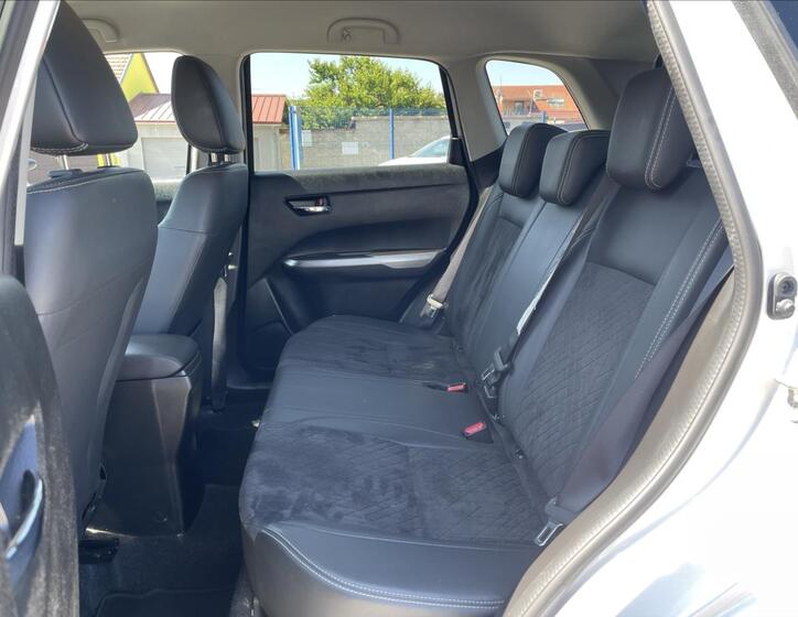 Suzuki Vitara 29