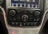 Jeep Grand Cherokee 11