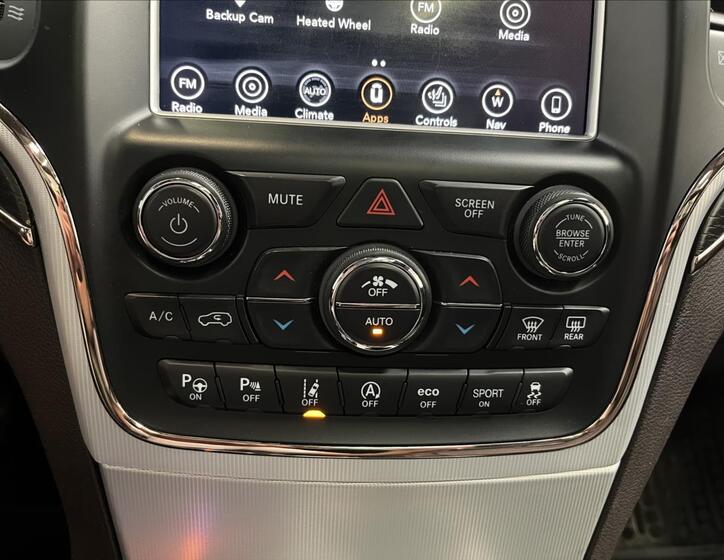 Jeep Grand Cherokee 11