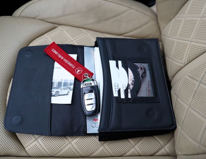 Audi A8 42