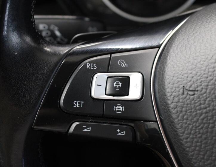 Volkswagen Touran 18