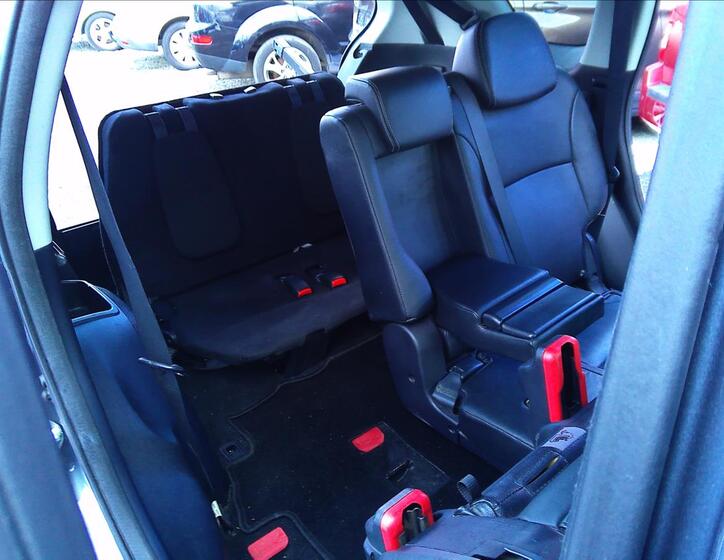 Mitsubishi Outlander 12
