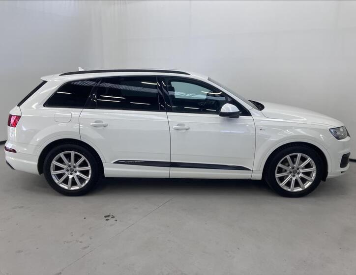 Audi Q7 3