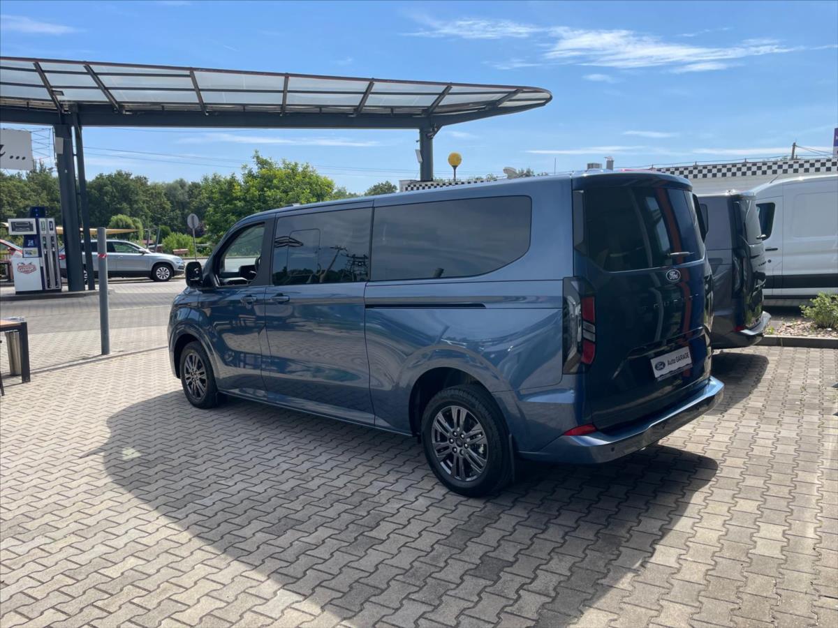 Ford Tourneo Custom