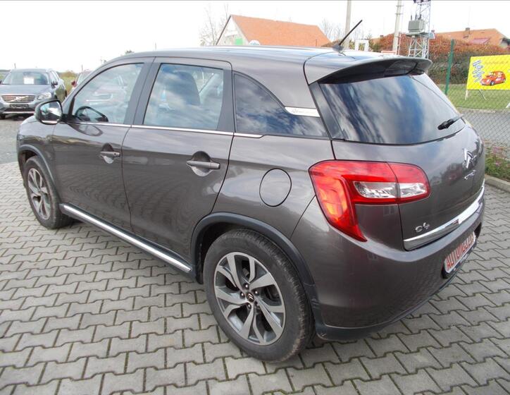 Citroën C4 Aircross 12
