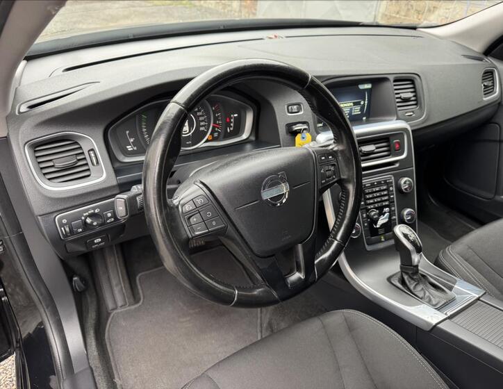 Volvo V60 20