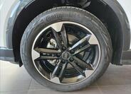 Audi Q2 8